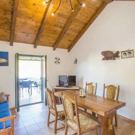 Nyaraló House Macic Vis
